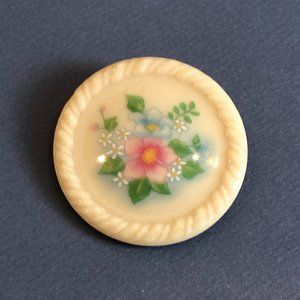 Avon Vintage Porcelain Brooch Spring Bouquet